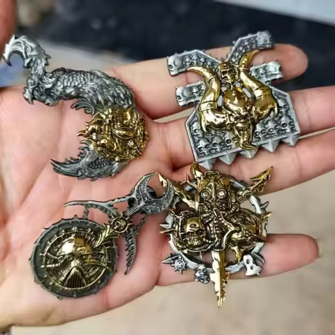 Warhammer 40K Master of The Warp Brooch Badge Backpack Decoration Khorne Tzeentch Peripheral Accesso