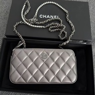 【全新品】香奈兒chanel雙層銀色珍珠鏈條手機包 woc長夾財布鏈條包