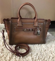 Coach swagger preloved