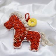 Irene時光女神~織夢系列馬上珍鑽錢幸運小馬手工編織吊飾