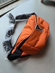 Puma x AMI 聯名腰包