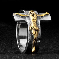 《 QBOX 》FASHION 飾品【R10BR8-134】精緻基督教耶穌受難十字架鑄造鈦鋼戒指/戒環