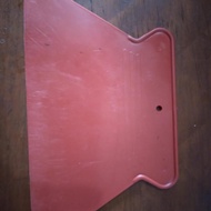 Kape Plastik scraper plastik 9"inc