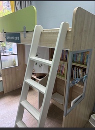 兒童碌架床連書櫃書架