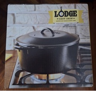 美國 Lodge 美國製雙耳鑄鐵荷蘭鍋煲4.7公升