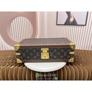 M4700B upscale 8 slots LV watch display organizer jewelry storage box LV watch storage box case