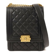 CHANEL 牛皮皮革Le Boy金扣鏈帶肩背袋