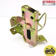 LC135 V1 LC 135 V1 HORN BRACKET 1S8-F331A YAMAHA