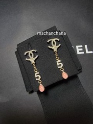 平過原價 全新 新款 22s Chanel earrings 垂吊 logo 星星 耳環