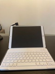 iPad Air 10.5” keyboard case