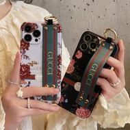 Tide brand retro flowers fashion wristband phone casing Compatible For IPhone 15 Pro Max 14 13 Pro Max 12 11 Pro Max IMD can be used for stand use phone case