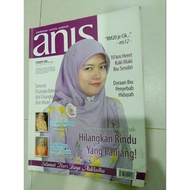 Majalah Anis (Muka hadapan YAM Permaisuri Siti Aishah)