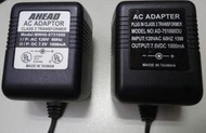 AHEAD~ MW48-0751000  AC 120V 60Hz  DC 7.5V 1000mA 交流電源降壓器左邊)