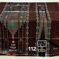 Sarung Tenun Tradisional Mega hidayat 420 Sutra Premium Diatas Tamer