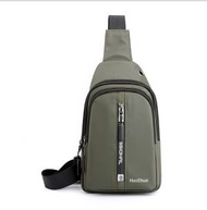 全城熱賣 - 男士防水單肩背包斜挎包（軍綠色長：18*寬：8*高：29cm）