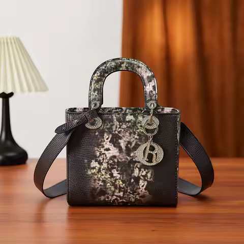 Elegant Luxury 2025 New Fashion Lady Dior Bag Lizard Pattern Handbag Shoulder Crossbody Bag for Wome