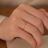 紅寶石18K曲線戒指 羅馬柱風格