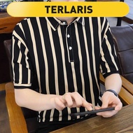 kemeja lelaki lengan pendek kemeja putih lelaki T-Shirt Berjalur Lengan Pendek Sutera Ais Gaya Baru Musim Panas Lelaki Trend Pemuda Longgar Kemeja Polo Lapel Saiz Besar Atas Lapang