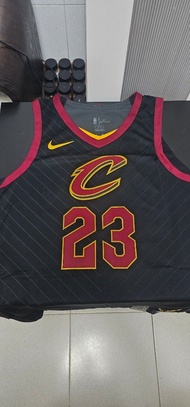 Nike LeBron James 23 騎士隊球衣 AU