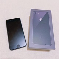 iPhone 8 黑色 64G 二手女用