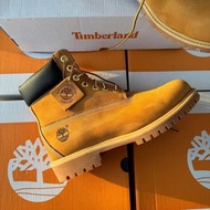 Timberland 黃色防水靴