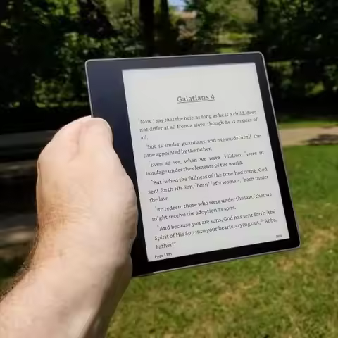 Kindle Oasis 3 E reader 300PPI E-ink Screen｜Adjustable Font Size｜Warm Backlight｜Page Turn Buttons｜Su