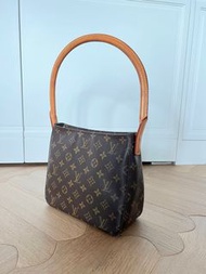 Louis Vuitton LV 手袋 Monogram Looping Shoulder Bag M51146 - Width 24cm × Height 21cm × Depth 10cm