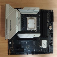 Selling motherboard maxsun terminator b760 ddr5