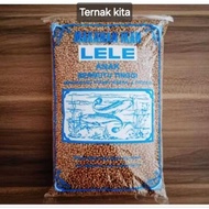 Fish food pellets for catfish, tilapia, milkfish, catfish, gurami, mujaer, etc.