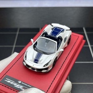 1:64 ROTATING WHEEL MODEL - Ferrari 488 Spider White Blue