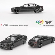 MGT00818 - MINI GT 164/ bmw i7 xDrive60 Dravit Grey