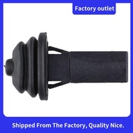 Car  Tank Cover Switch 5117-8228-939 for     E88 E82 E46 E90 E90 2006-2013