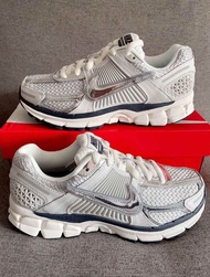 Nike Air Zoom Vomero 5 Photon Dust