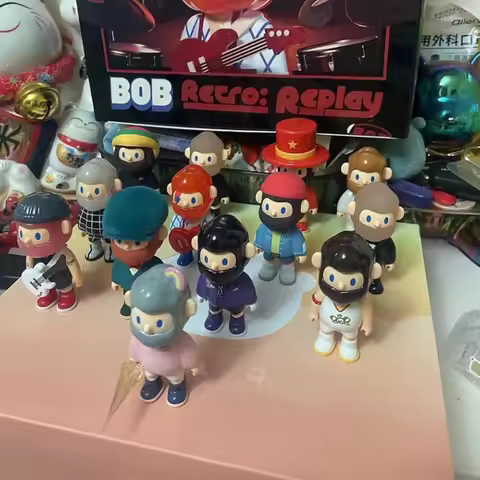 FARMER BOB Blind Box Vintage Musician 6 Generation Series Includes Collector's Card Fashion Chow Orn