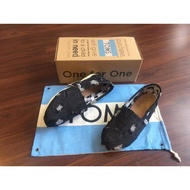 Chinese goods ~ 2 weeks - Black Torn Toms Shoes