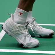 FLYPOWER RIO GOLD V1 SEPATU BADMINTON WHITE TONTOWI AHMAD SERIES -seza.mall
