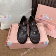 新款 umiu瑪麗珍褶皺樂福鞋miumiu  認準hkpowerbuy. 禮物 波鞋 運動鞋 平底鞋 休閒鞋