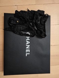 Chanel 黑色大紙袋及聖誕絲帶
