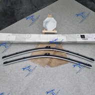 Front Wiper Blade Mercedes W213 E250 E200 E350 E300 Original A2138205701