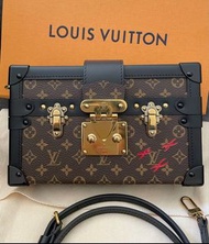 LV Petite Malle 硬盒子