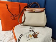 Hermes Herbag 百搭冰川白