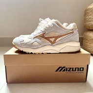 Mizuno Sportstyle Sky Medal (Undyed) US 7 / UK 6 / EU 39 / 25cm