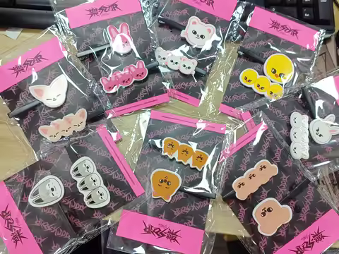SKZOO Wave Kids straykids Fang Can Lee Hwang Hyeon-chen Mini-STAR Hairpin Set Cartoon