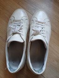Common Projects 白色皮革運動鞋