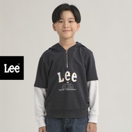 LEE KIDS เสื้อฮู้ดดี้แบบสวมเด็กผู้ชาย คอลเลคชั่น Lee x Akid From Yesterday ทรง Oversize รุ่น LK F325
