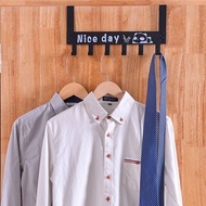 Nice DAY door-mounted clothes hanger