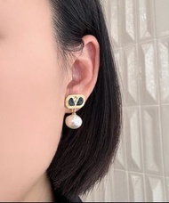 Valentino 珍珠耳環