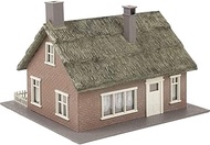 FALLER 131318 – North German Thatched Roof House – Gauge: H0 – Houses & Buildings for Model Railways