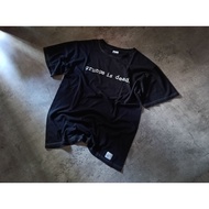 T-shirt grunge is dead.