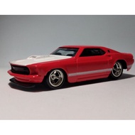 Hot Wheels 2009 Larry Garage 21car Set ~ 69' Mustang with Signature